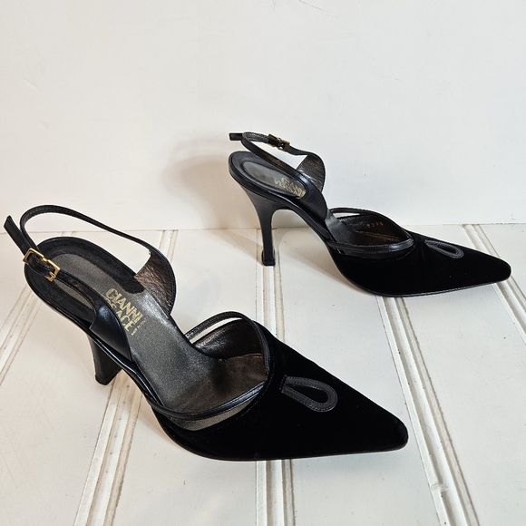 Gianni Versace Vintage Black Velvet Slingback Stiletto Heels 37 - Picture 4 of 16